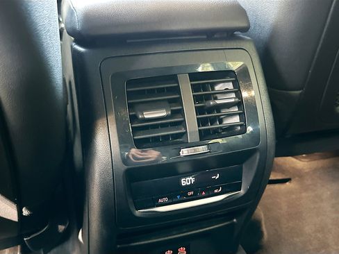 Used 2021 BMW X3 sDrive30i w/ Premium Package image 26