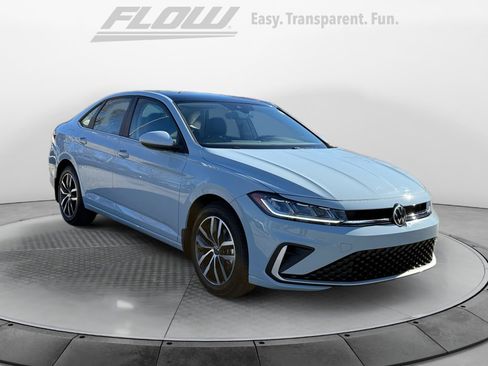 New 2026 Volkswagen Jetta SE image 1