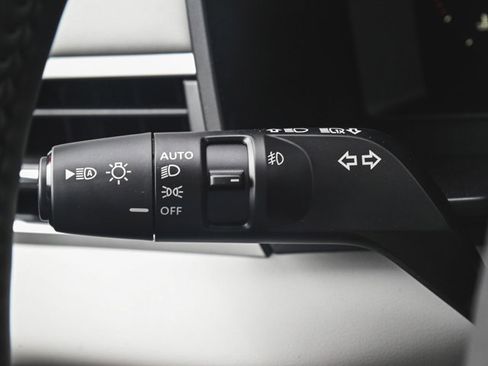 New 2025 Mitsubishi Outlander SEL image 24