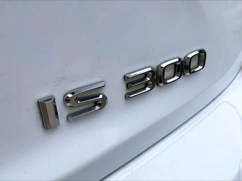 Used 2018 Lexus IS 300 F Sport w/ F Sport Package RWD image 30