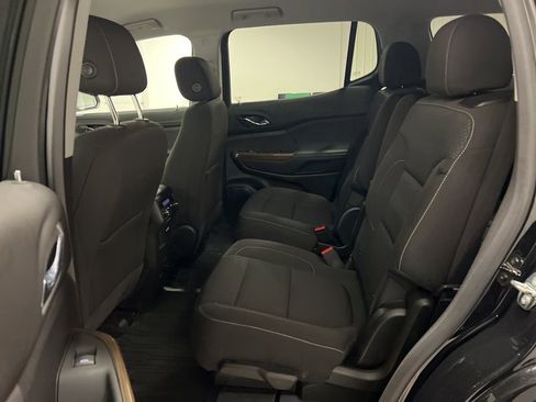 Certified 2023 GMC Acadia SLE w/ Driver Convenience Package image 13