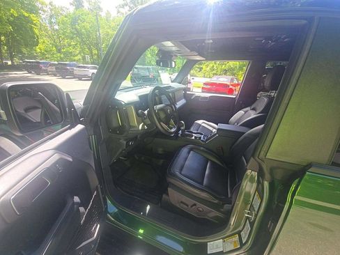 Used 2025 Ford Bronco Outer Banks AWD/4WD image 5