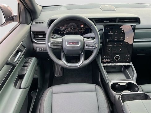 New 2026 GMC Terrain AT4 w/ Convenience Package III image 16