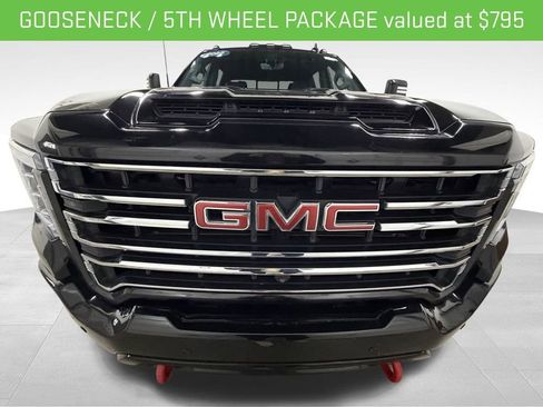 Certified 2022 GMC Sierra 2500 AT4 w/ AT4 Premium Plus Package image 6