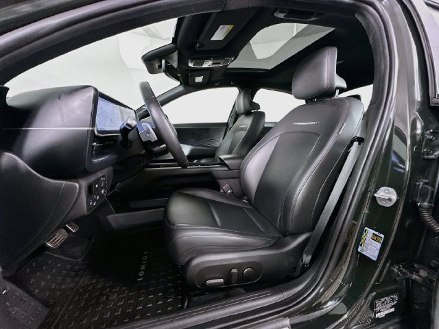 Used 2023 Hyundai Ioniq 6 Limited w/ Cargo Package AWD/4WD image 4