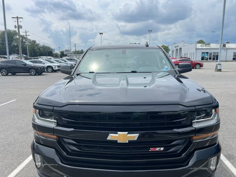 Used 2018 Chevrolet Silverado 1500 LT w/ All Star Edition AWD/4WD image 15