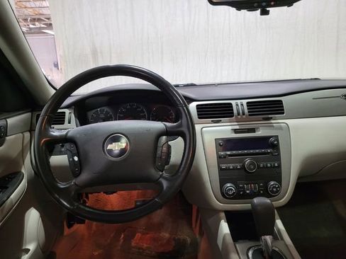 Used 2008 Chevrolet Impala LT w/ Luxury Edition Package image 4