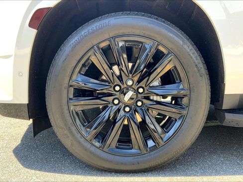Used 2024 Cadillac Escalade Sport Platinum AWD/4WD image 10