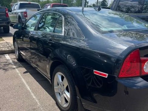 Used 2012 Chevrolet Malibu LS w/ LS Uplevel Package FWD image 3
