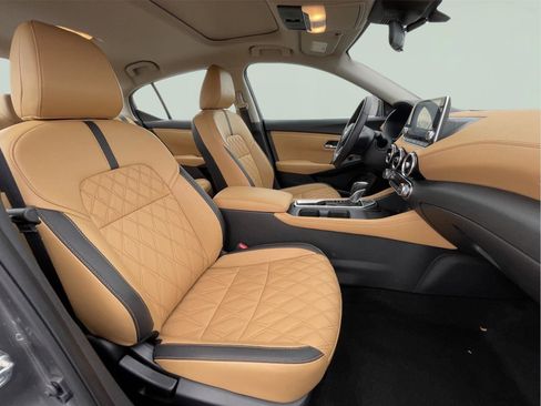 Used 2023 Nissan Sentra SV w/ SV Premium Package image 20