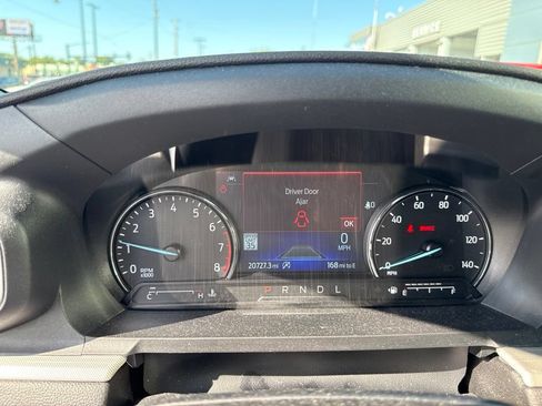 Used 2023 Ford Explorer XLT w/ Equipment Group 202A AWD/4WD image 21