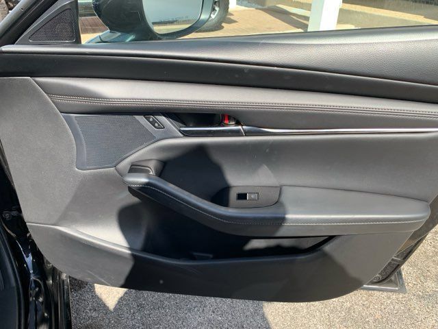 Used 2025 MAZDA MAZDA3 s FWD image 17