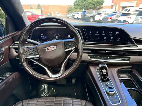 Used 2022 Cadillac Escalade Sport Platinum AWD/4WD image 27