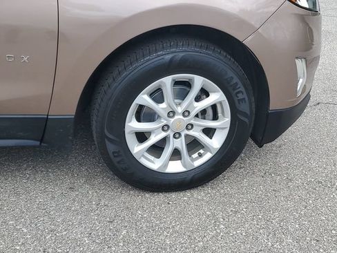 Used 2019 Chevrolet Equinox LT FWD image 6
