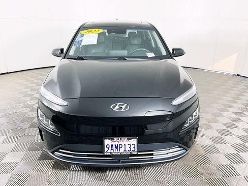 Used 2022 Hyundai Kona Limited FWD image 2