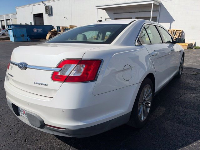 Used 2011 Ford Taurus Limited w/ 301A Rapid Spec Order Code FWD image 7