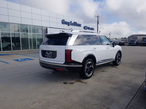 New 2026 Hyundai Palisade Limited FWD image 7