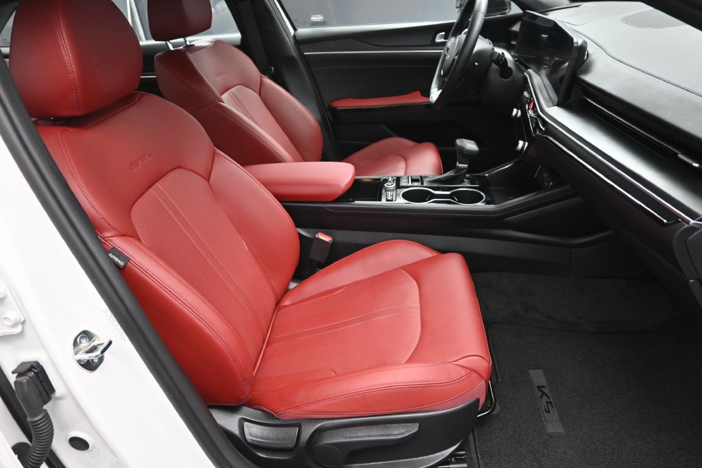 Certified 2026 Kia K5 GT-Line w/ GT-Line Red Interior Package AWD/4WD image 35