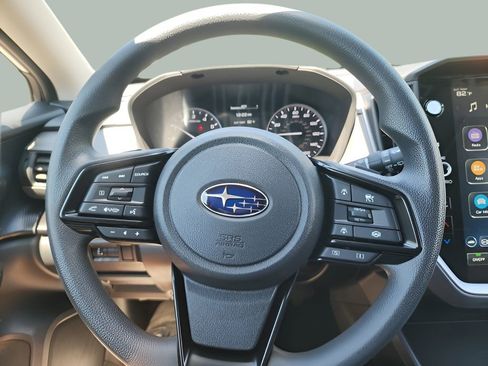 Used 2025 Subaru Crosstrek 2.0i Premium image 13