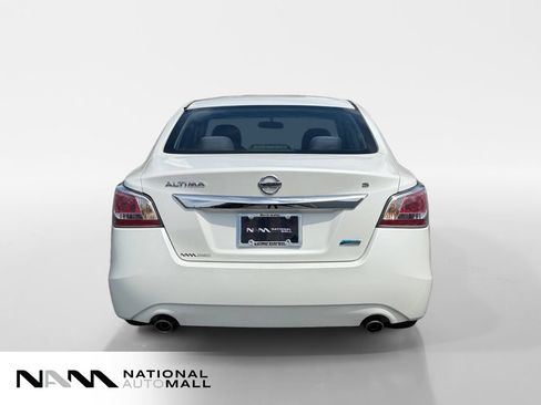 Used 2014 Nissan Altima 2.5 S FWD image 4