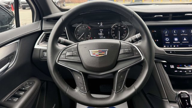 Certified 2024 Cadillac XT5 Luxury w/ LPO, Floor Liner Package AWD/4WD image 65