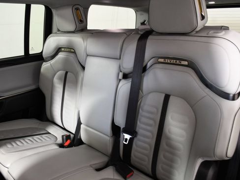 Used 2024 Rivian R1S Adventure AWD/4WD image 27