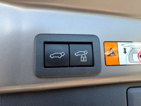 Used 2026 Toyota RAV4 XLE Premium FWD image 24