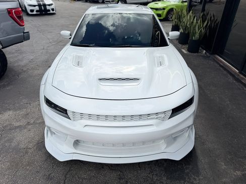 Used 2022 Dodge Charger SRT Hellcat RWD image 2