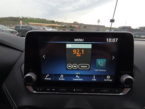 Used 2024 Nissan Sentra SV image 21