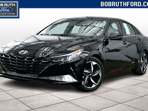 Used 2022 Hyundai Elantra SEL w/ Convenience + Premium Package image 1