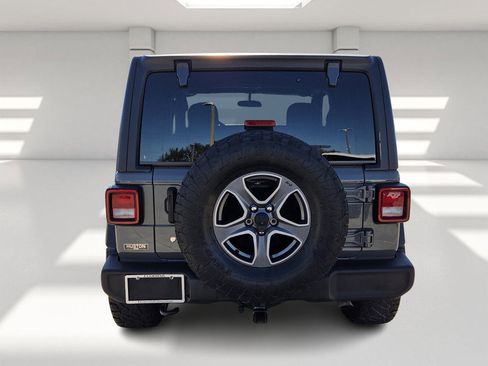 Certified 2019 Jeep Wrangler Sport image 4