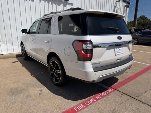 Used 2019 Ford Expedition Limited w/ Texas Edition Package RWD image 4