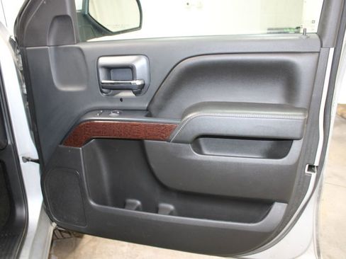 Used 2015 GMC Sierra 1500 SLE w/ SLE Value Package image 26