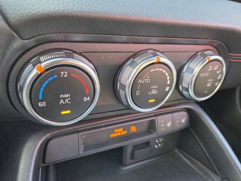 Used 2017 FIAT 124 Spider Abarth image 27