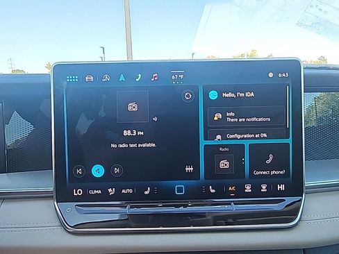 New 2025 Volkswagen Tiguan SE image 14