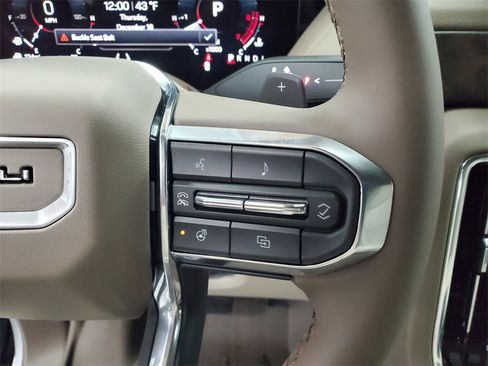 New 2026 GMC Yukon XL Denali w/ LPO, Floor Liner Package image 16