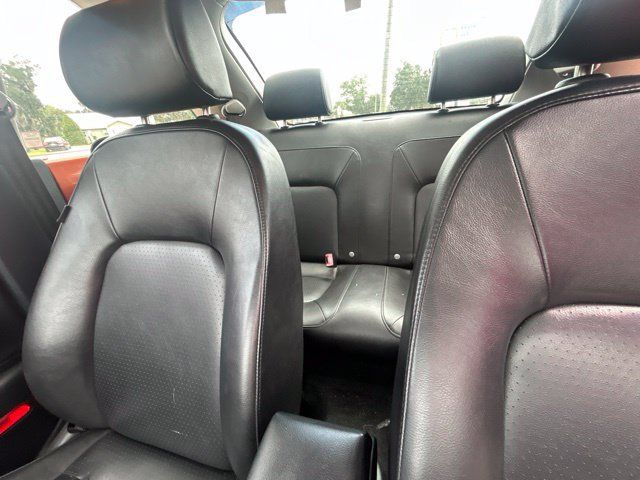 Used 2010 Volkswagen Beetle Coupe FWD image 11