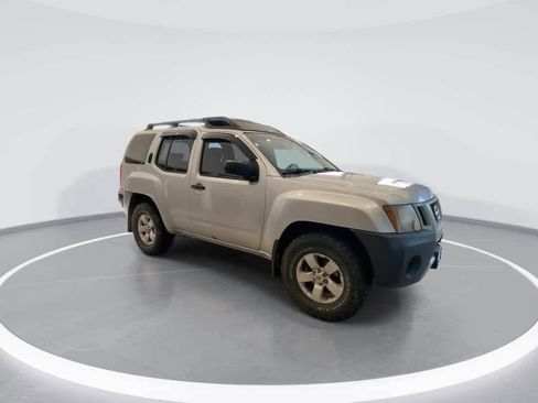 Used 2010 Nissan Xterra S AWD/4WD image 2