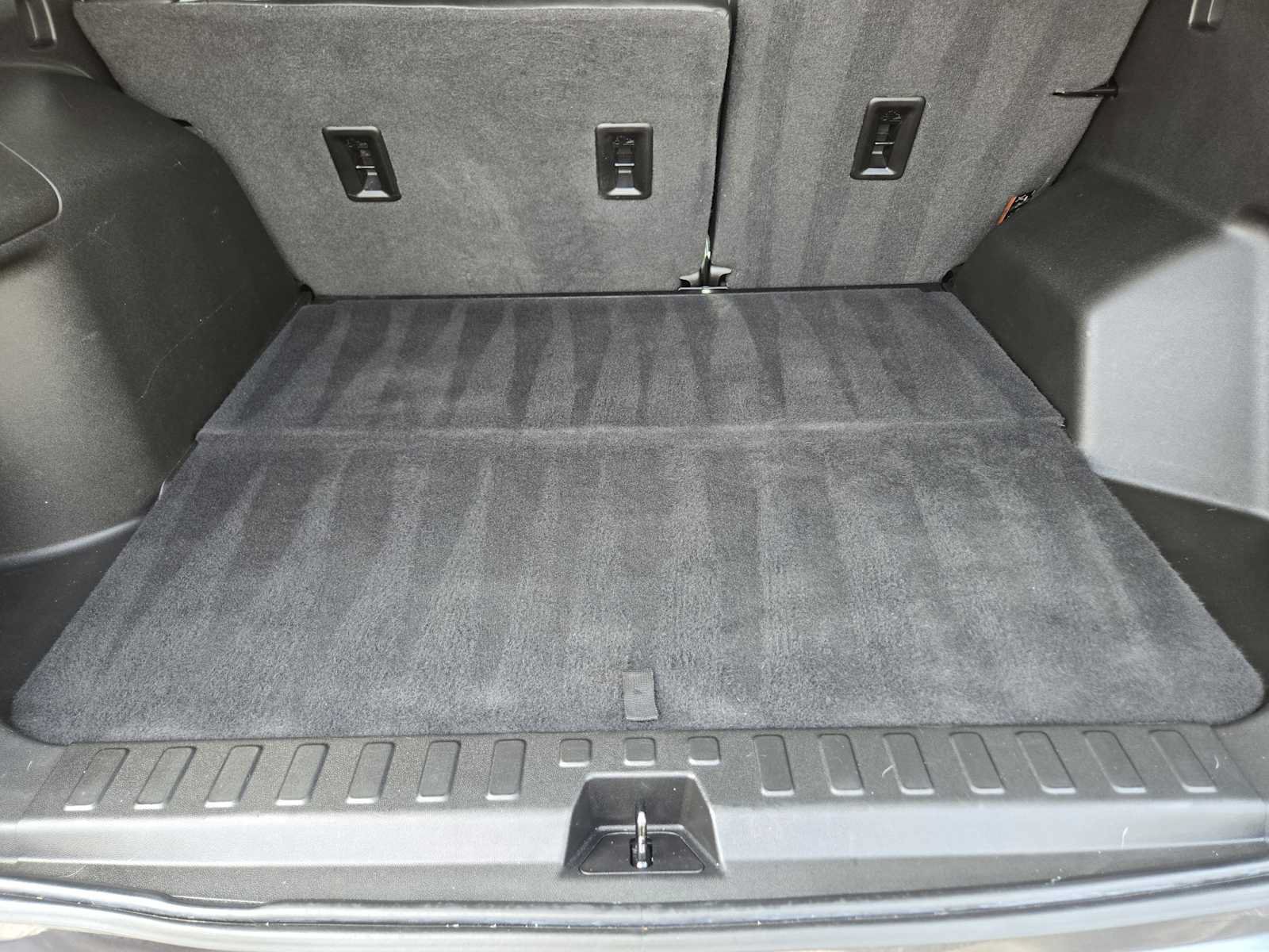 Used 2022 Chevrolet Equinox Premier FWD image 31