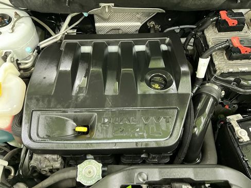 Used 2015 Jeep Patriot Latitude AWD/4WD image 16