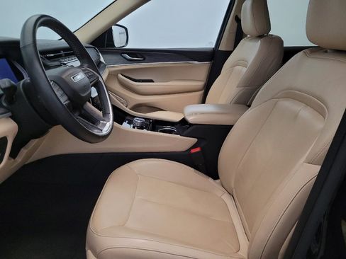 Used 2022 Jeep Grand Cherokee L Limited image 17