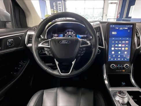 Used 2021 Ford Edge Titanium w/ Class II Trailer Tow Package AWD/4WD image 17