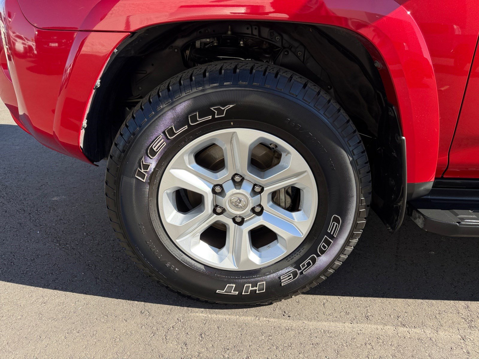 Used 2021 Toyota 4Runner SR5 AWD/4WD image 24
