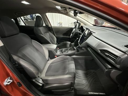 Used 2025 Subaru Crosstrek 2.0i Premium image 28