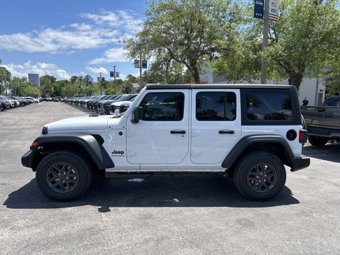 New 2026 Jeep Wrangler Unlimited Sport AWD/4WD image 4