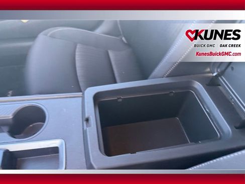 Used 2025 Nissan Altima 2.5 SV image 10