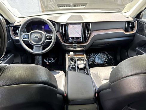 Used 2023 Volvo XC60 B5 Plus w/ Climate Package AWD/4WD image 14