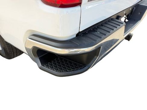 Used 2025 Chevrolet Silverado 1500 W/T RWD image 10