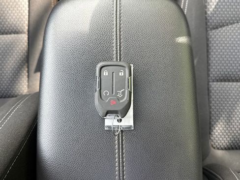 Used 2022 GMC Terrain SLE w/ Driver Convenience Package AWD/4WD image 12