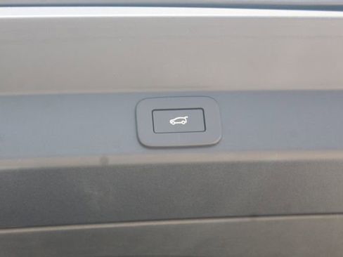 New 2025 Land Rover Range Rover Sport SV Edition Two image 13